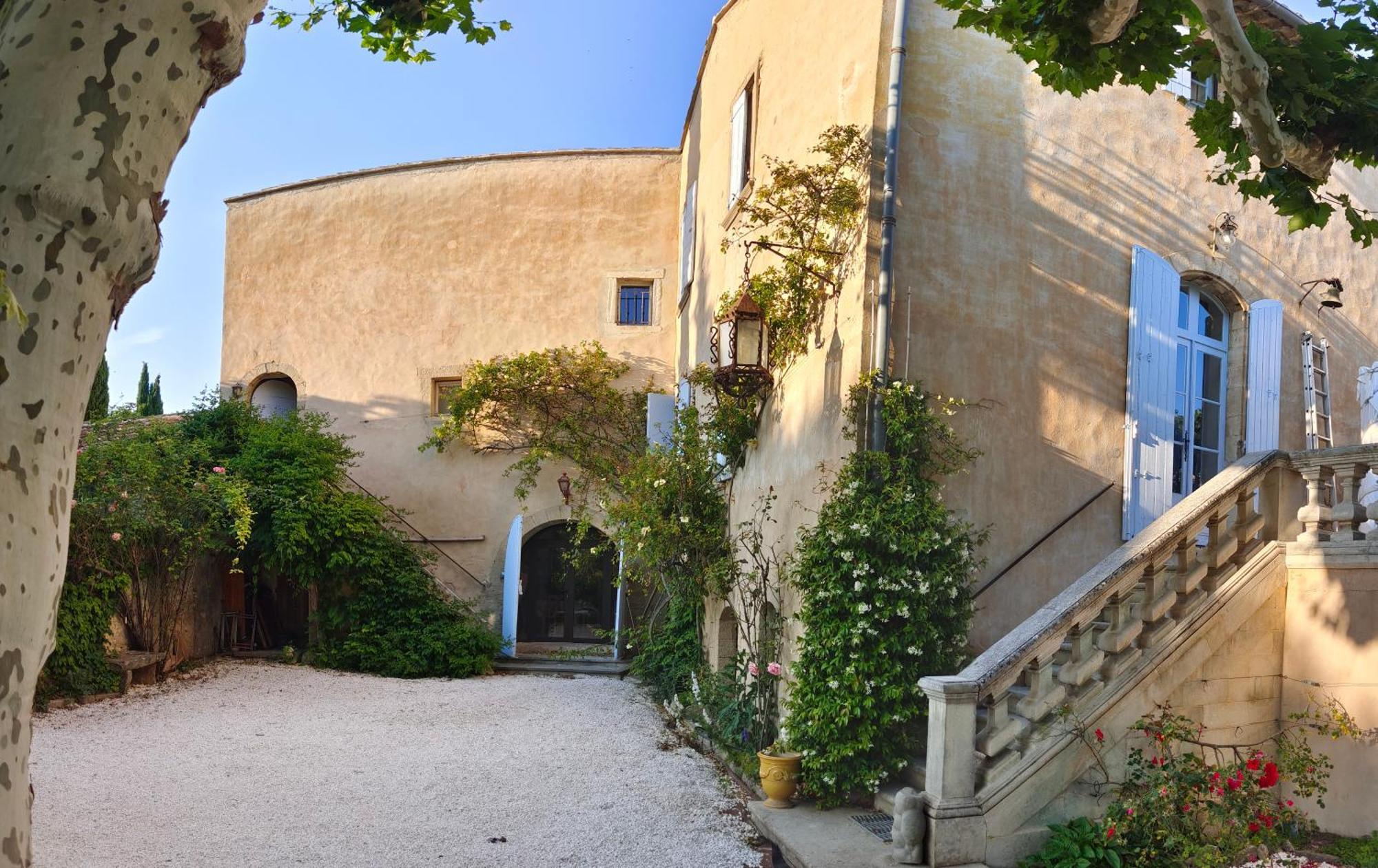 Rue Du Chateau A Cabrieres D'Avignon B&B 외부 사진