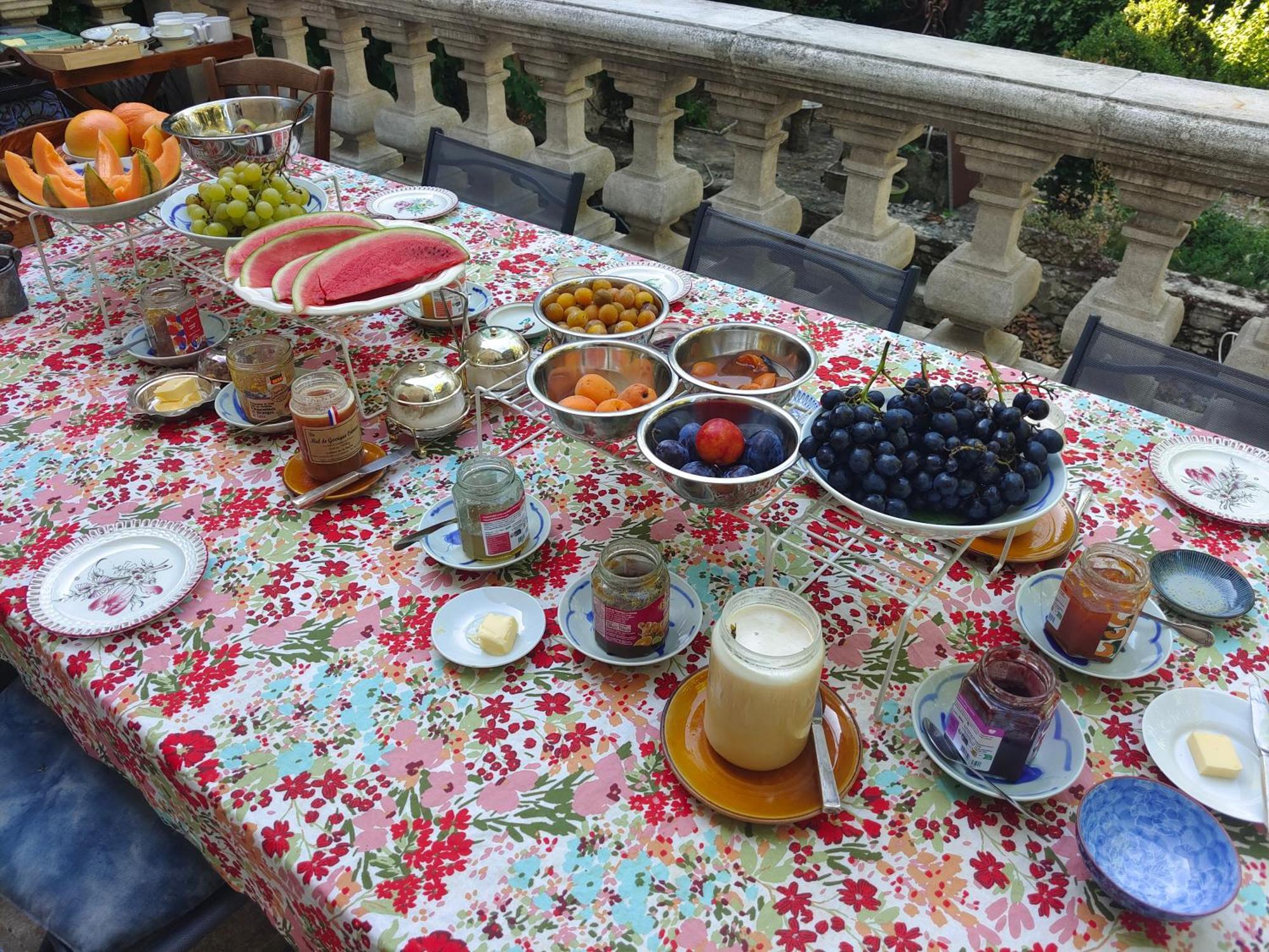 Rue Du Chateau A Cabrieres D'Avignon B&B 외부 사진